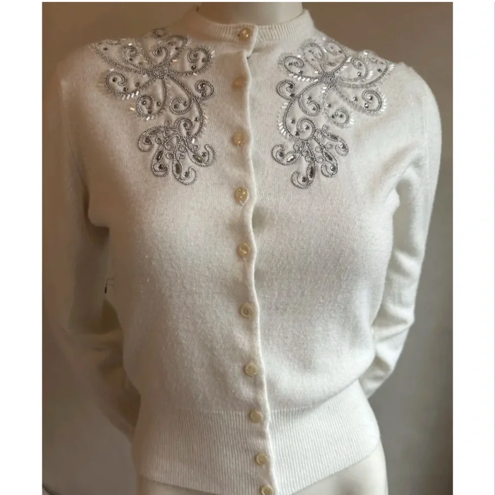 Schiaparelli vintage embellished cashmere cardigan, circa 1950s - Picture 9 of 11